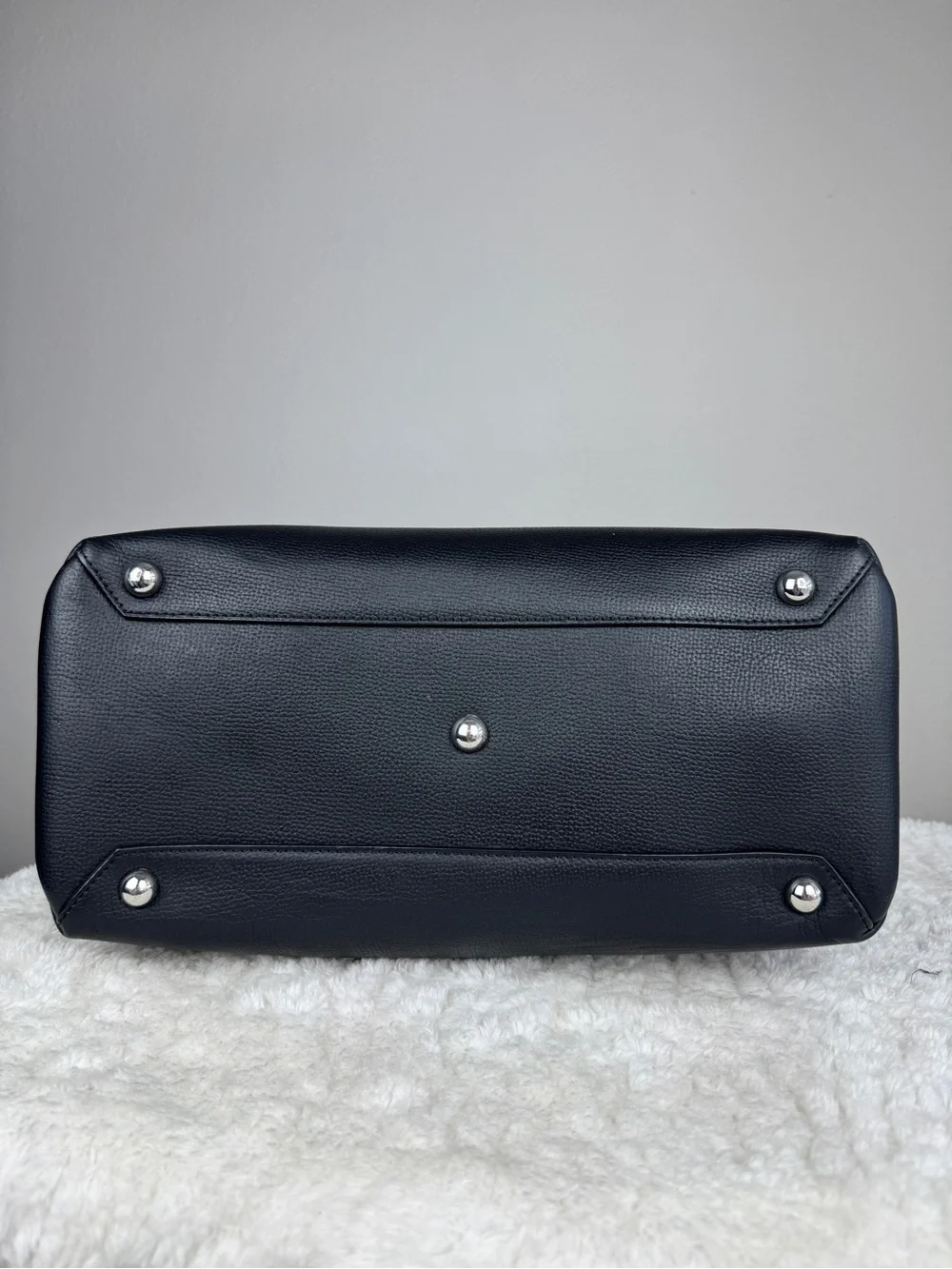 Burberry Banner Medium Black sea and Green Leather Tote Bag
